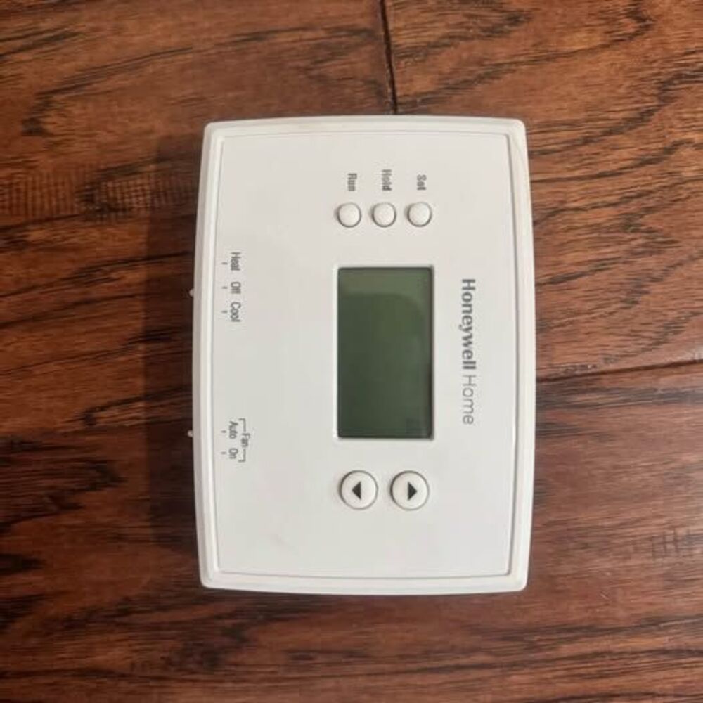 Honeywell home thermostat - used